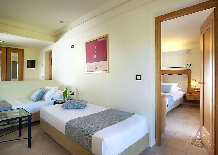 Complex Nana Royal Premium & Hersonissos (Crete)