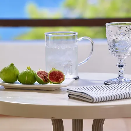 Nana Royal Premium &