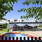 Üdülőközpont Nana Royal Premium & 5*