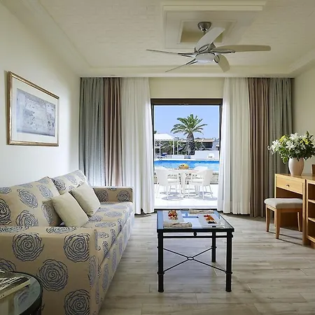 Nana Royal Premium & 5* Hersonissos (Crete)