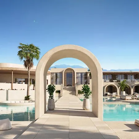 Nana Royal Premium & 5*