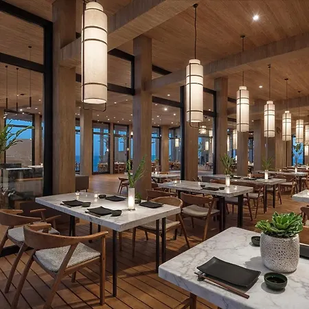 Nana Royal Premium & Θέρετρο Χερσόνησος