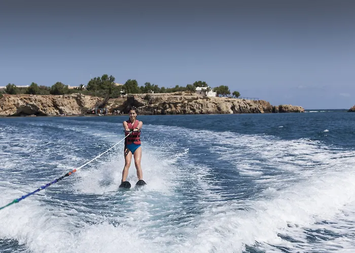 אתר נופש Nana Royal Premium &