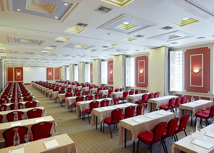 리조트 Nana Royal Premium & 헐소니소스